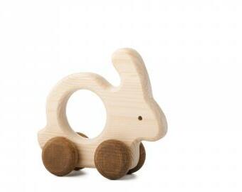 Dřevená hračka na kolečkách - Zajiček Tomíček