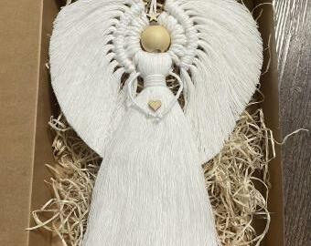 Macrame anděl - závěsná dekorace