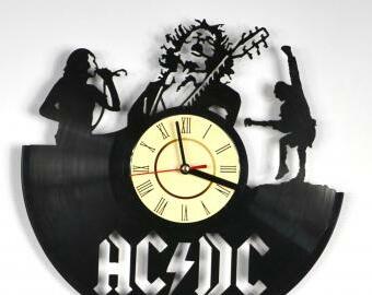 SrdceTvor.cz: Vinylové hodiny AC/DC 1
